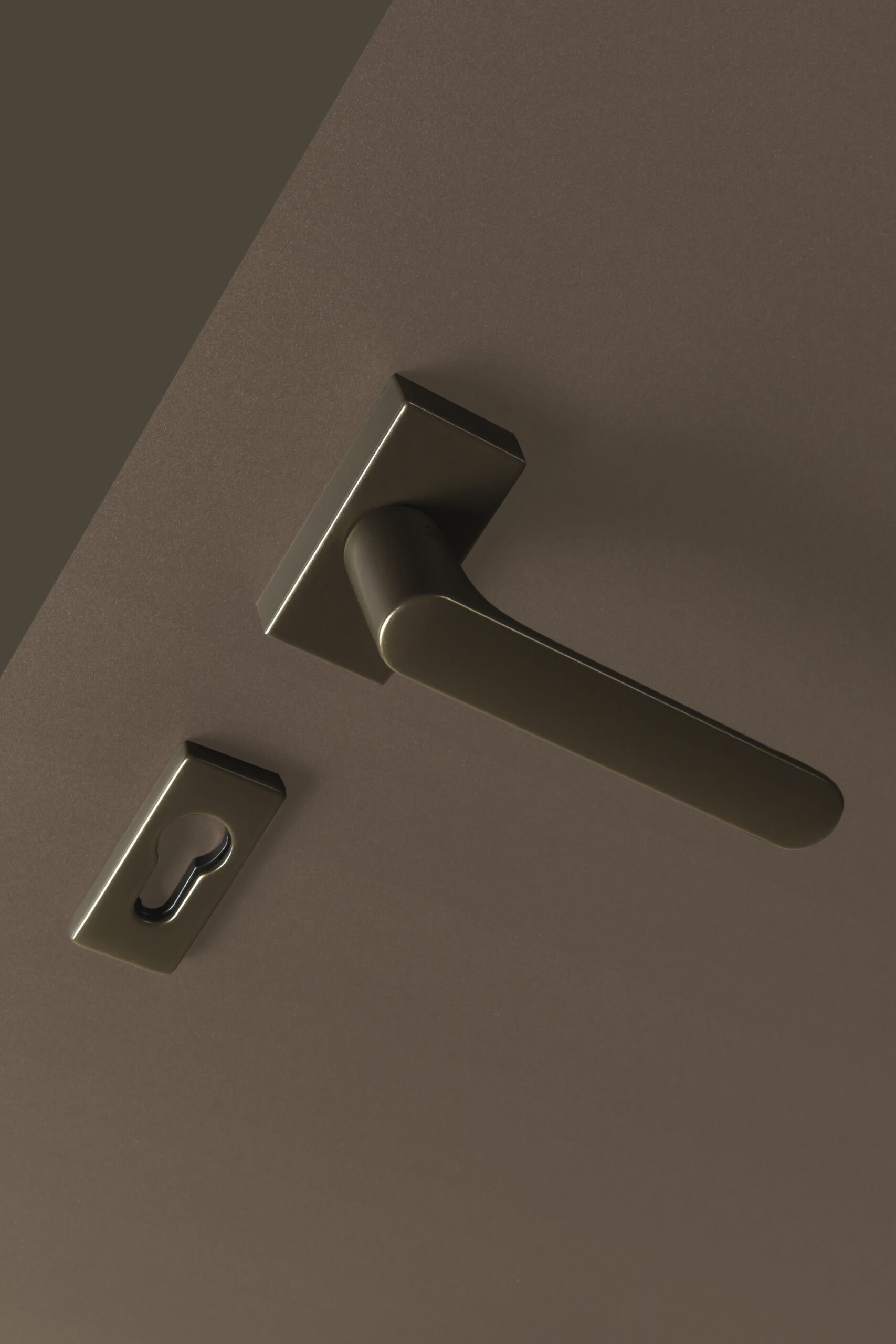 OneQ - kvaka za aluminijumska vrata