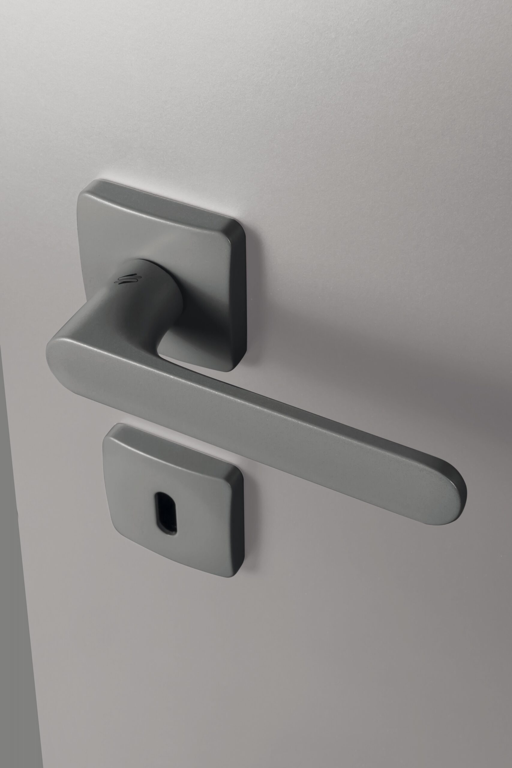 OneQ - kvaka za vrata